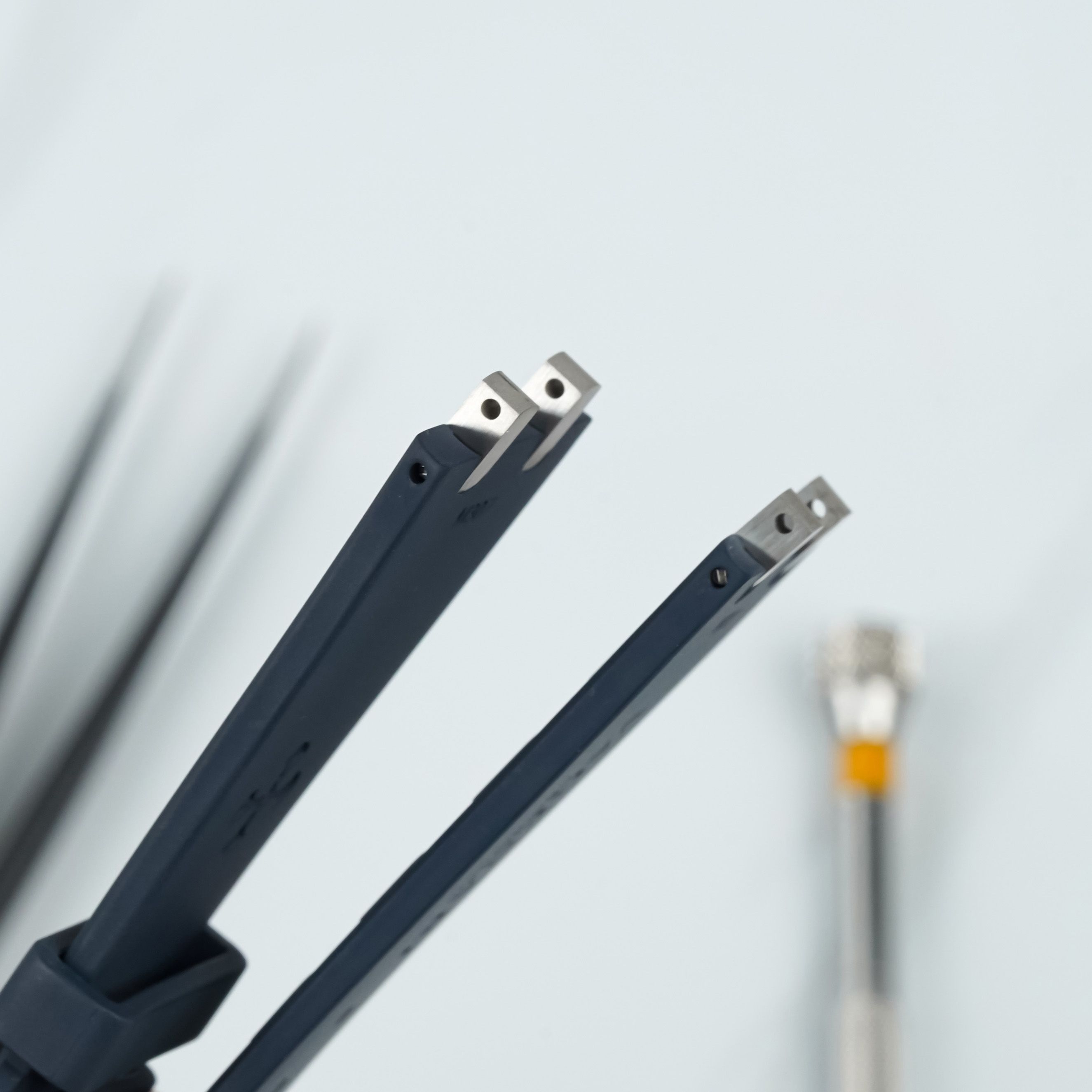 Dây Cao Su Màu Xanh Dương Đậm Kèm Khóa Thông Minh Cho AP Royal Oak 38mm ref.26315 Mẫu Dây Kim Loại 8 Dây Cao Su Màu Xanh Dương Đậm Kèm Khóa Thông Minh Cho AP Royal Oak 38mm ref.26315 Mẫu Dây Kim Loại - Ảnh 8